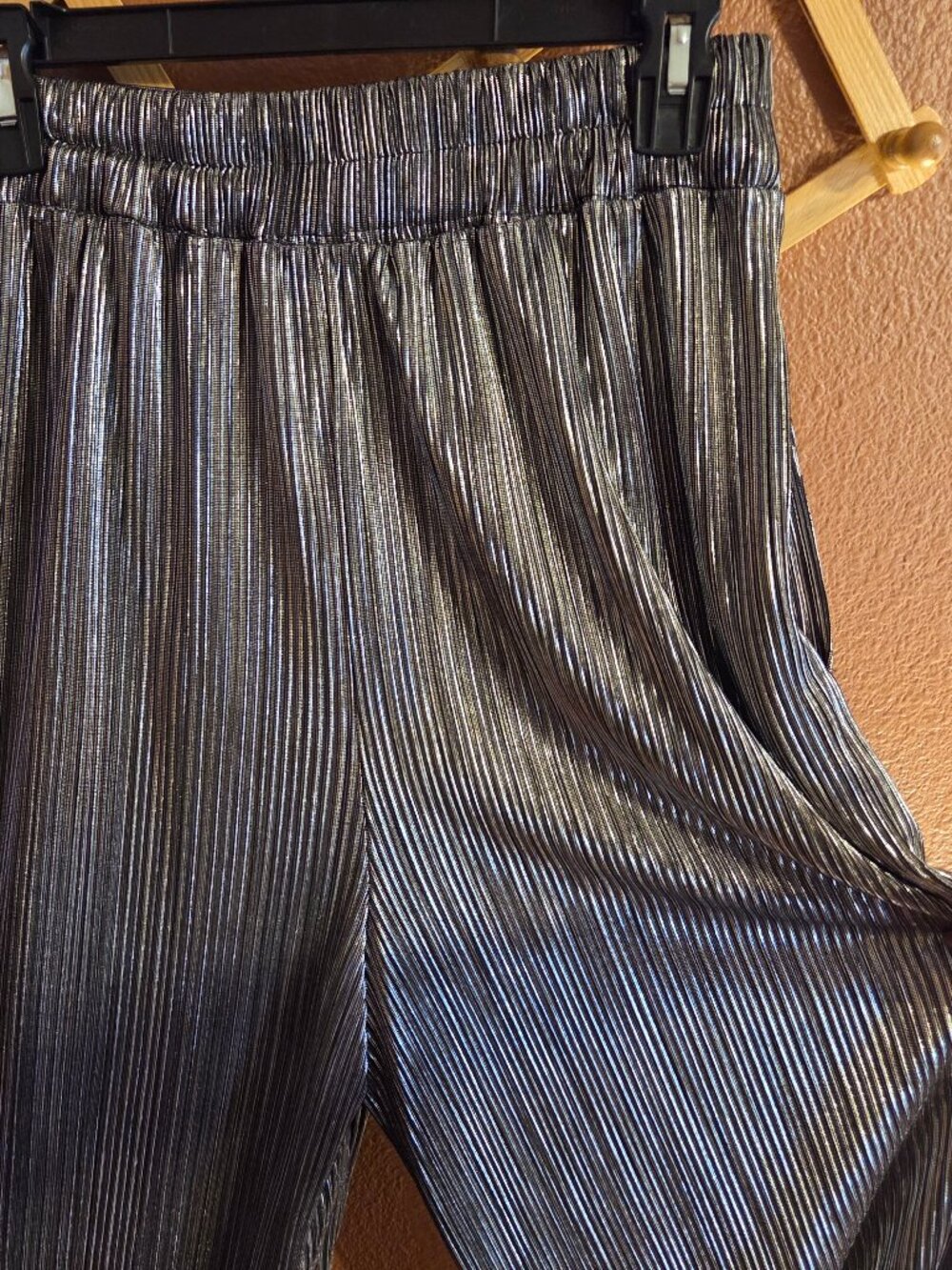 Metallic Silver Pleated Wide Leg Pants Size M